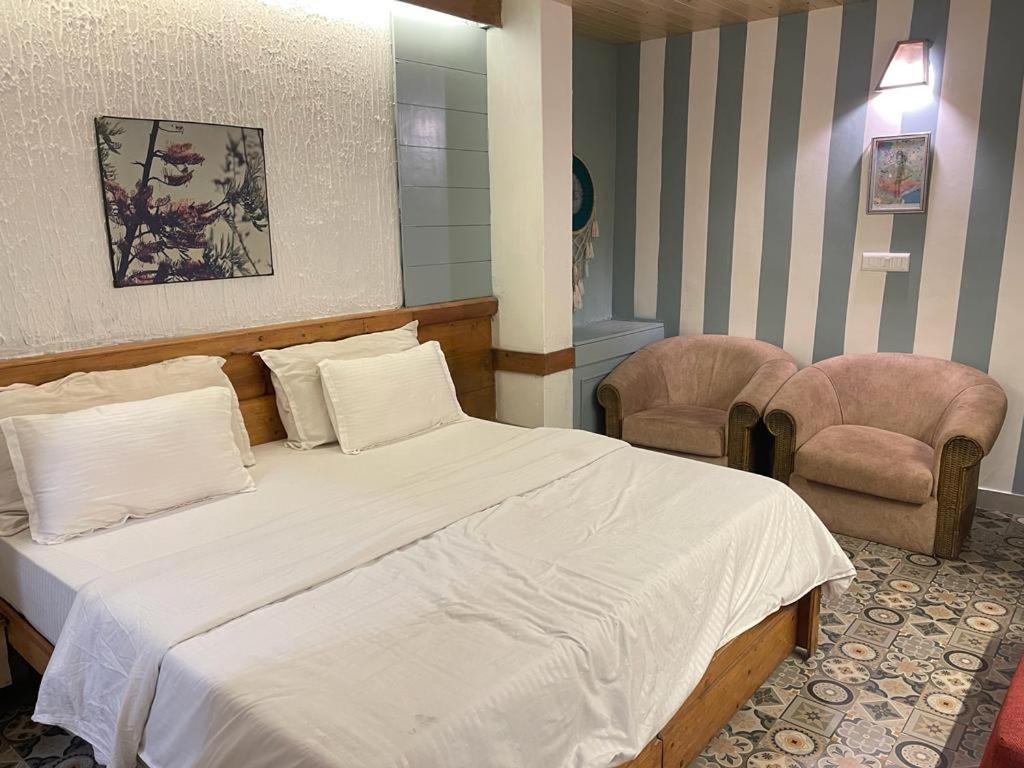 Sunrise Cottage Dagshai Bagian luar foto