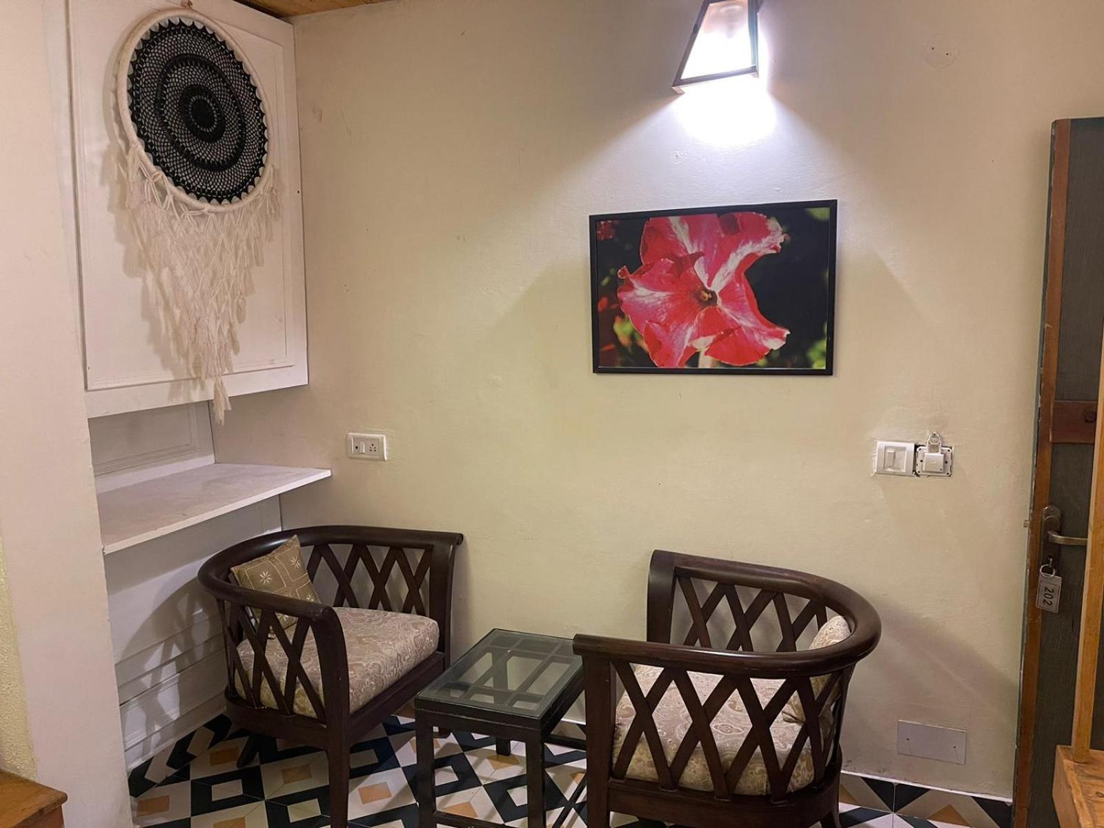 Sunrise Cottage Dagshai Bagian luar foto